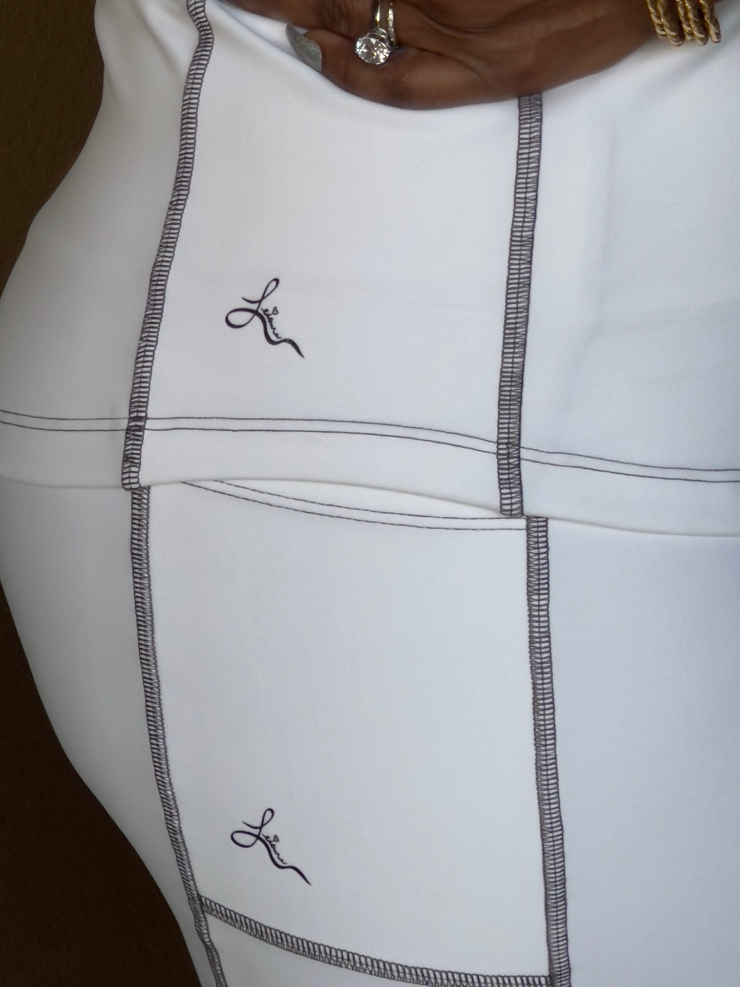 Ultra-Minimalist 2-Piece “The Perfect Capsule” Starter Set - White